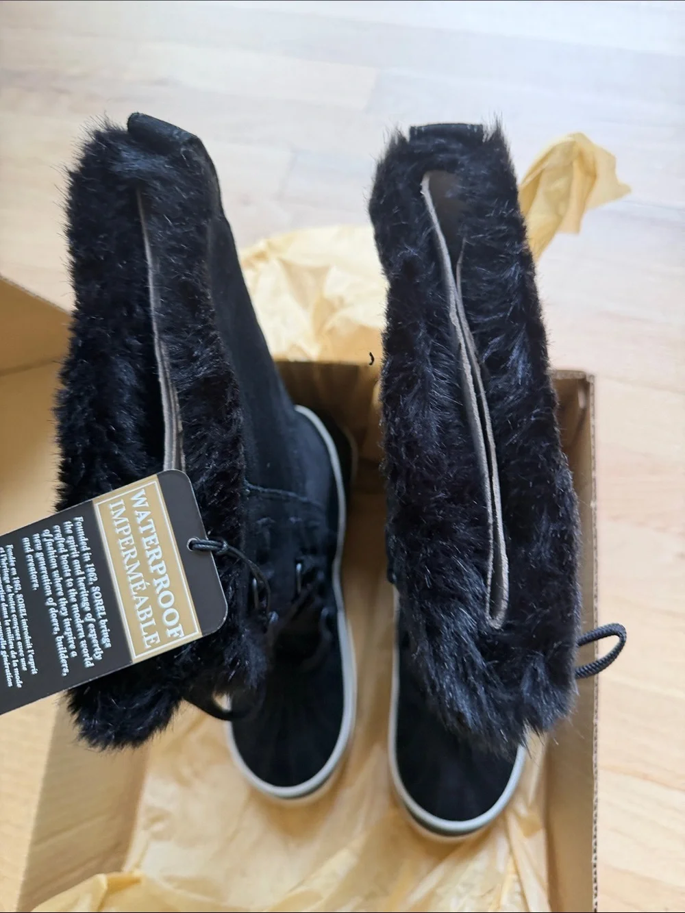 Sorel Women's Black Lace-Up Waterproof Winter Boot
